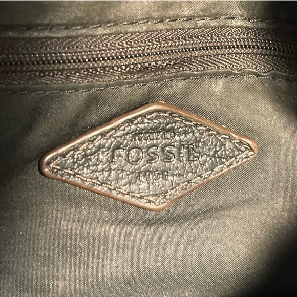 Fossil Black Leather Bag Double Flap Closure onf Front - Picture 11 of 15
